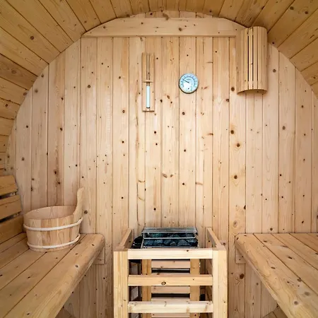 106 Private Luxury Villa, Heated Pool & Sauna Вилла Марбелья