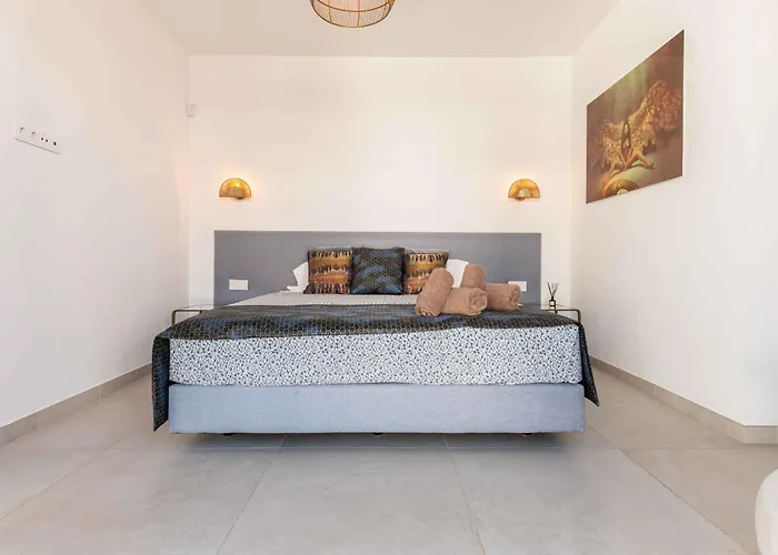Villa 106 Private Luxury Villa, Heated Pool & Sauna Marbella